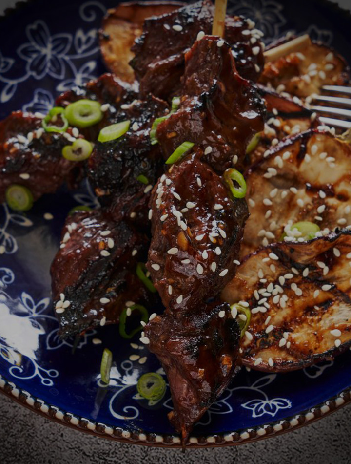 亞洲風味烤牛肉串配茄子